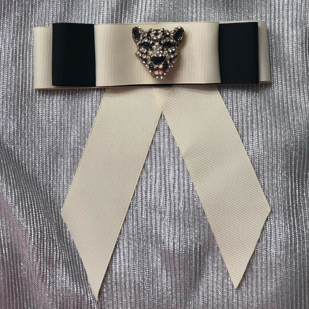 Bow Brooch/ Black and cream colors